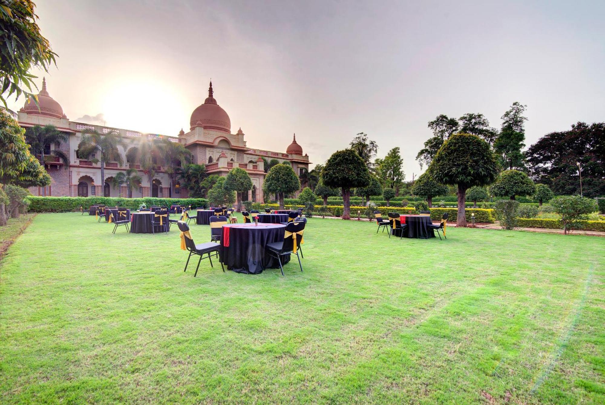 Welcomheritage Shivavilas Palace, Hampi Hospet Bagian luar foto